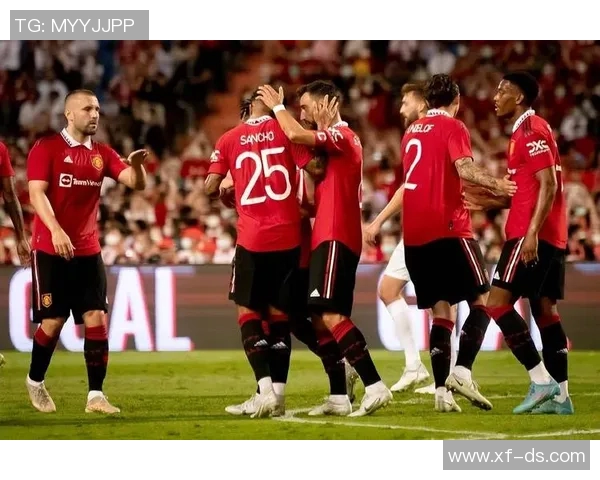 安粤兄对决曼联的精彩较量引发球迷热议与期待