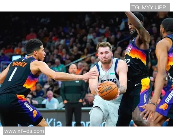 2021年NBA季后赛太阳队与独行侠队激战回顾与精彩瞬间分析
